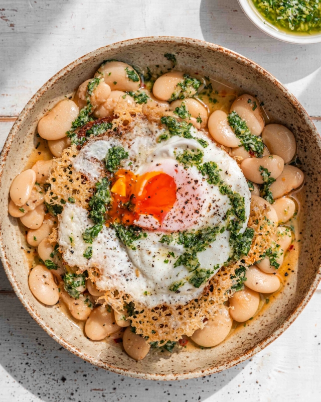 Perfect Crispy Fried Egg with Parsley Pesto and Beans